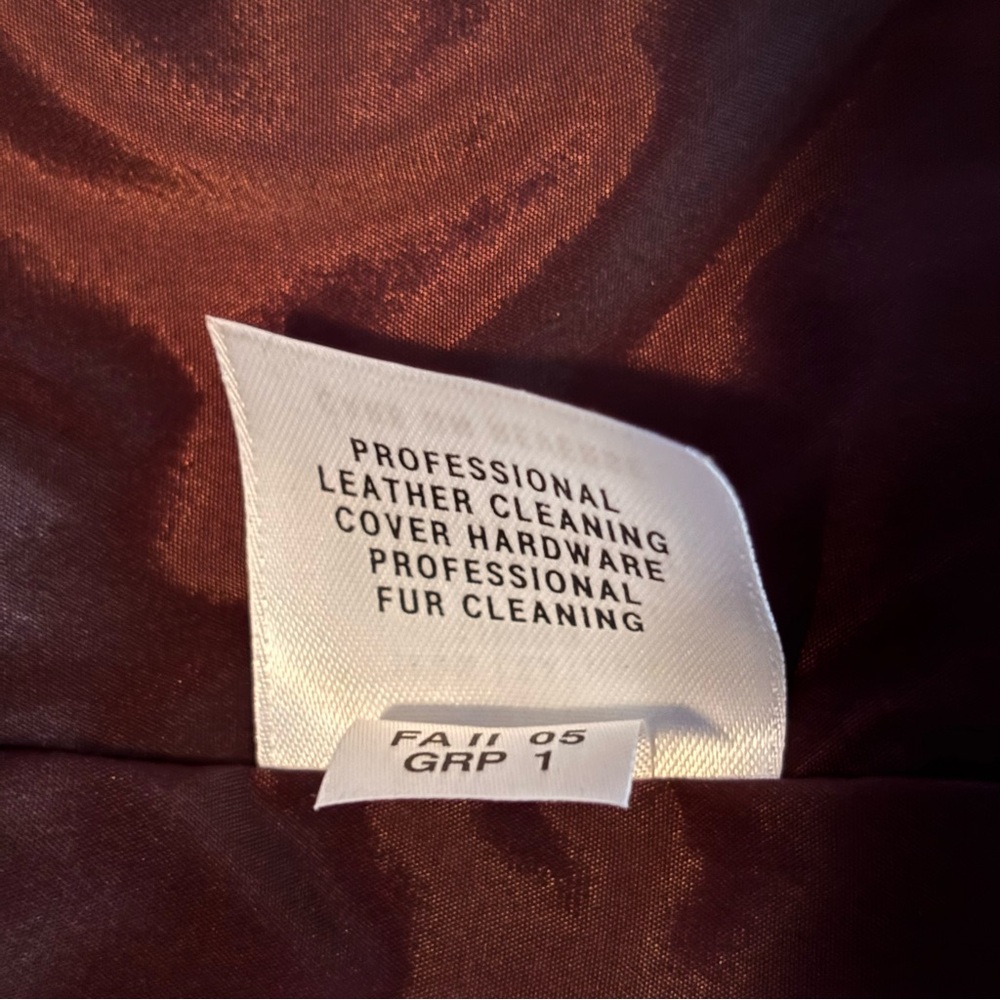 NWOT St. John Sport Choc Velvet Brown Leather Jacket w Raccoon Fur L/XL - Picture 12 of 16